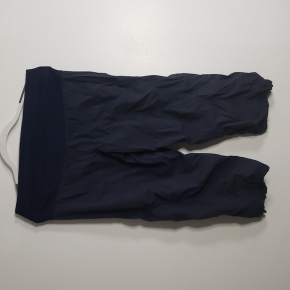 Lululemon Athletica Blue Capri Pants with Wide Waistband Size 6 - Picture 6 of 7